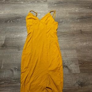 Chic Strapless Mustard Dress